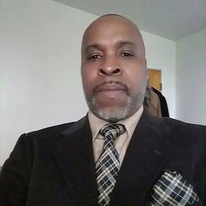 Meet your Posher, Elliott